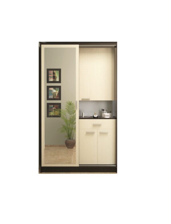 Передпокій Лола